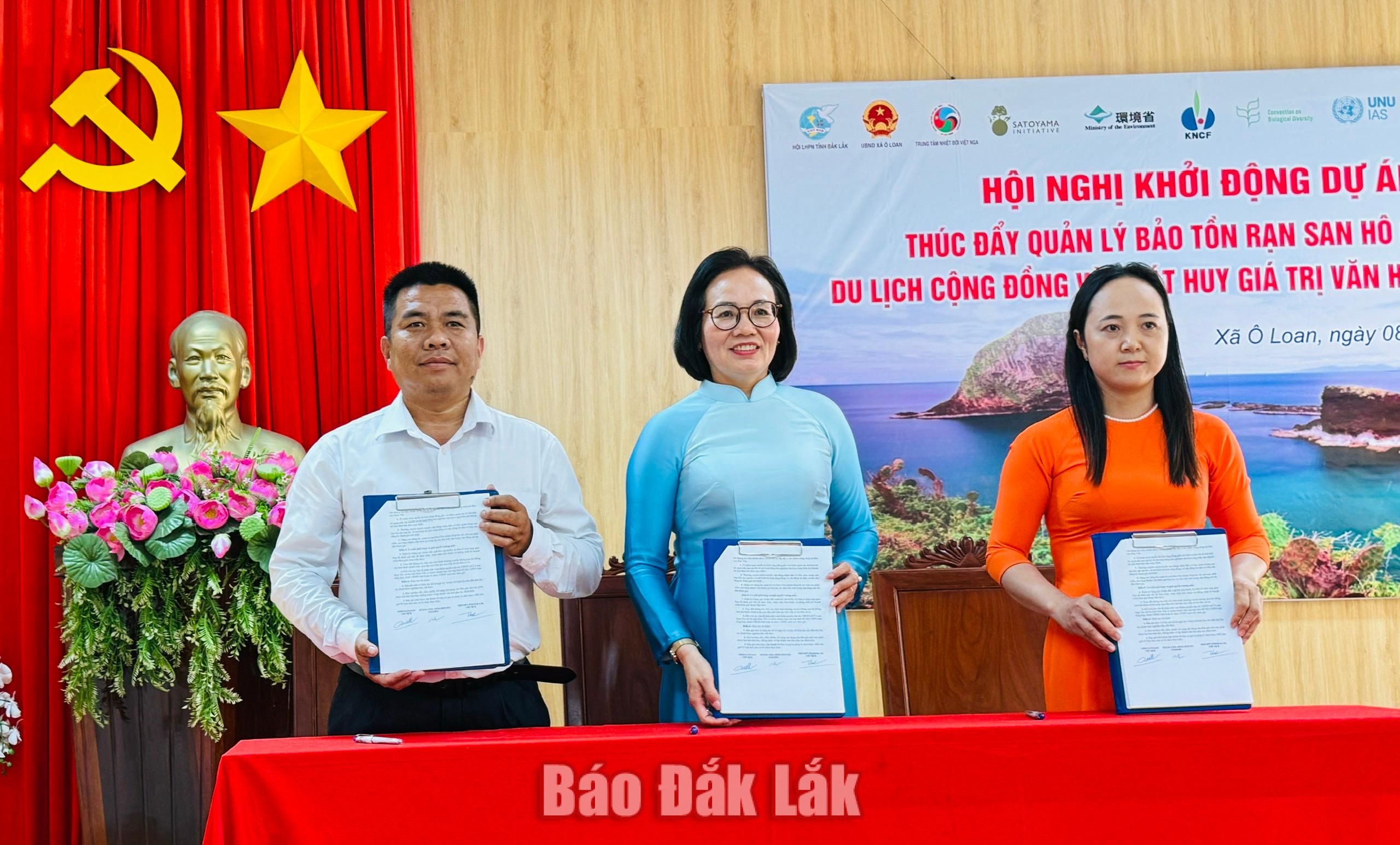 Hội Liên hiệp Phụ nữ tỉnh, UBND xã Ô Loan và Hợp tác xã Du lịch Hòn Yến ký kết phối hợp thực hiện dự án.