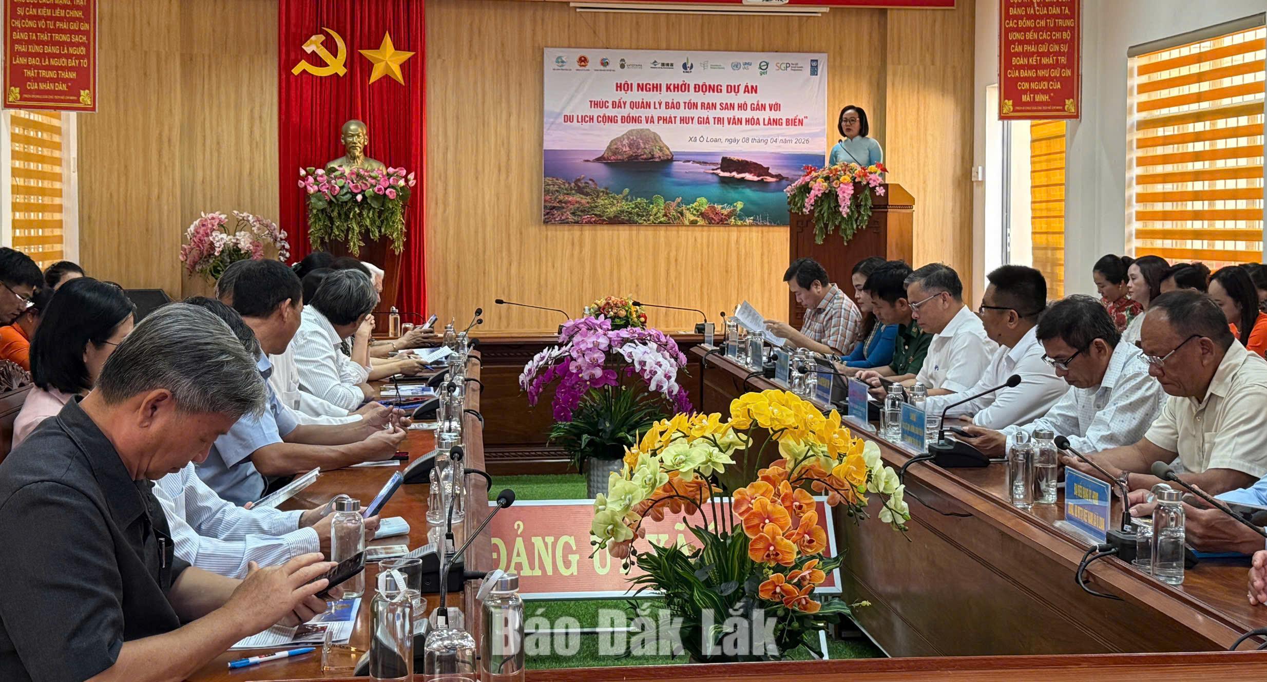 Quang cảnh chương trình.